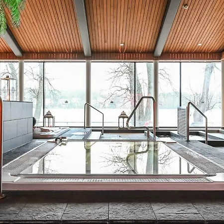 酒店 Kumpeli 黑诺拉