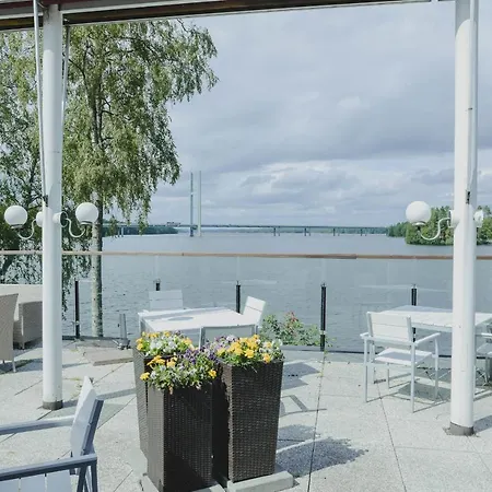 Hotelli Kumpeli 4*