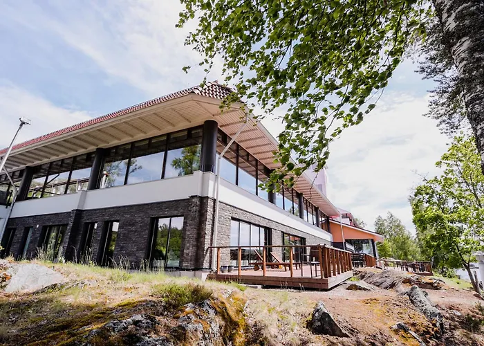 Kumpeli ホテル 4*